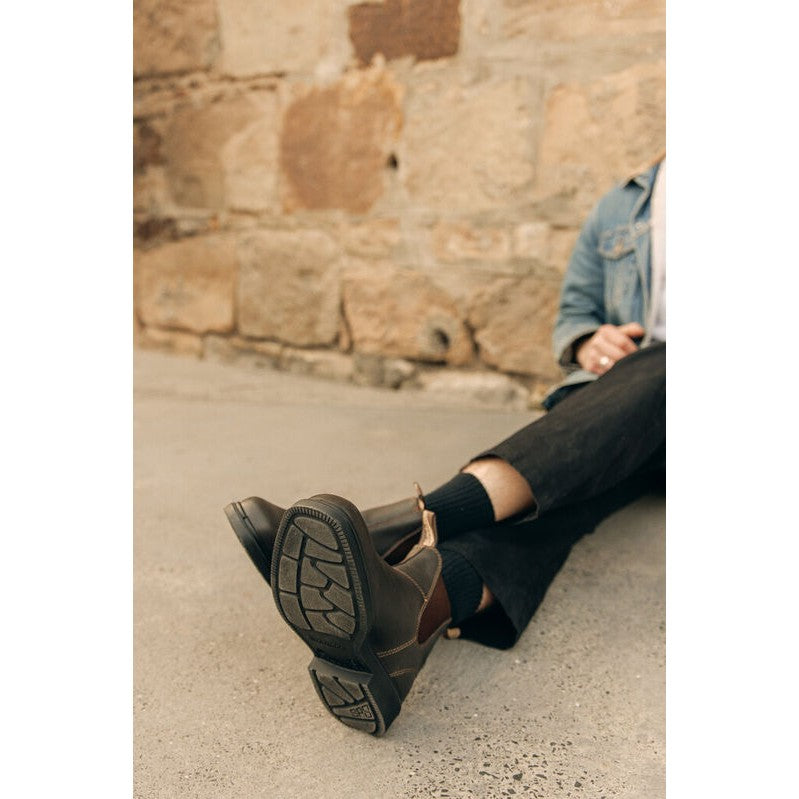 Blundstone Stout Brown Elastic Side Dress Boot 062 | Blue Heeler Boots