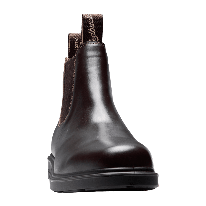 Redback Muster Elastic Sided Soft Toe Boot Mahogany Giovani - lifestyle worn